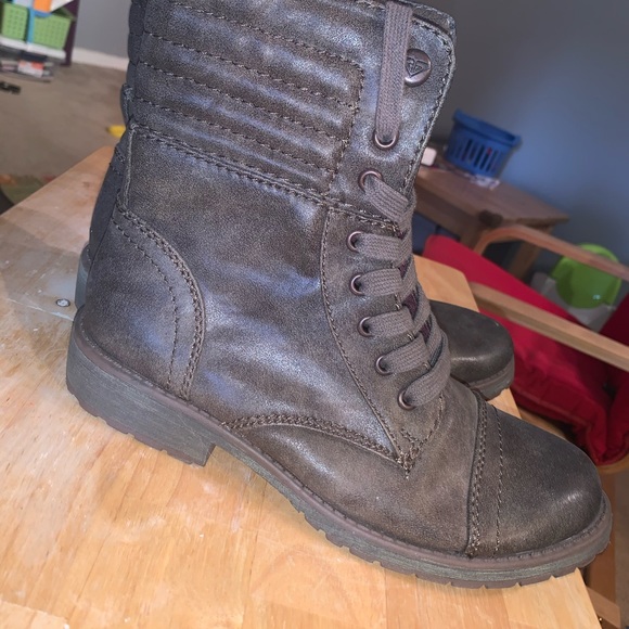 Brown Roxy combat boots - Picture 3 of 6